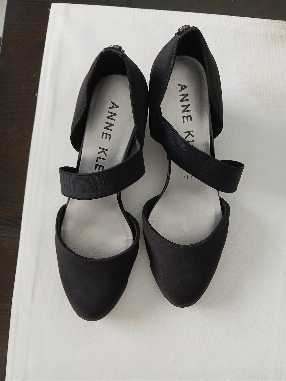 Anne Klein Black Wedge Size 7.5 Shoes